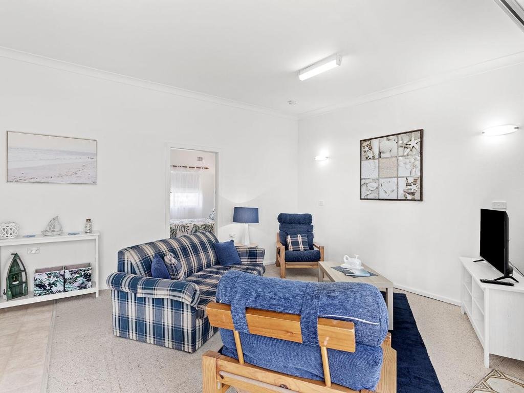 7/62 Magnus Street NELSON BAY 3