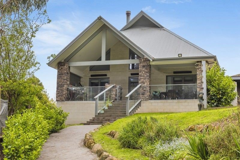Real Estate and Property in 762 Mount Macedon Road, Mount Macedon, VIC