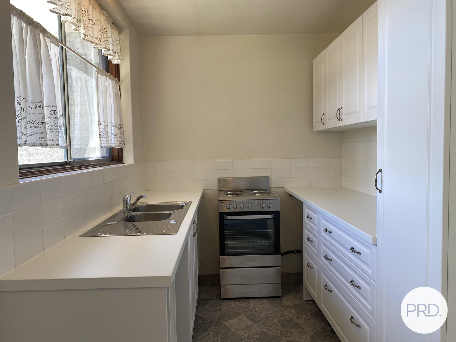 7/634 Loma Place ALBURY 2