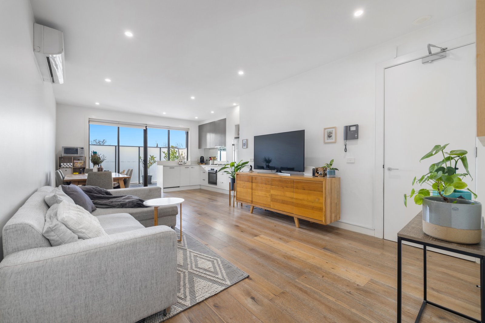 Gallery: 7/657 Nepean Highway