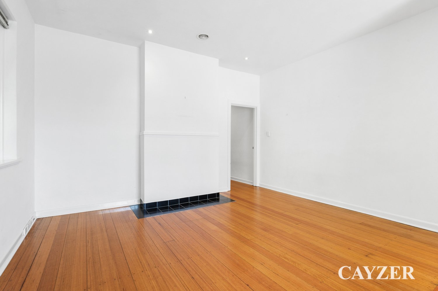 Gallery: 766 High Street