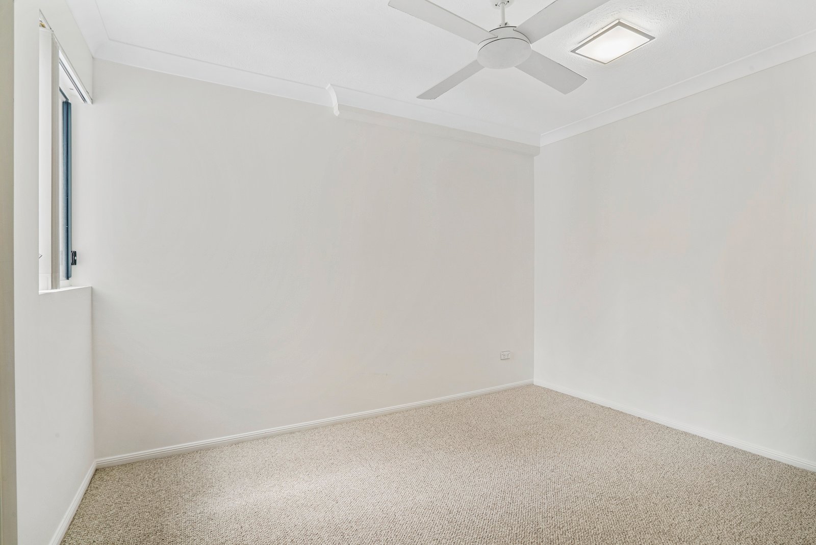 7/66 Mclean Street COOLANGATTA 11