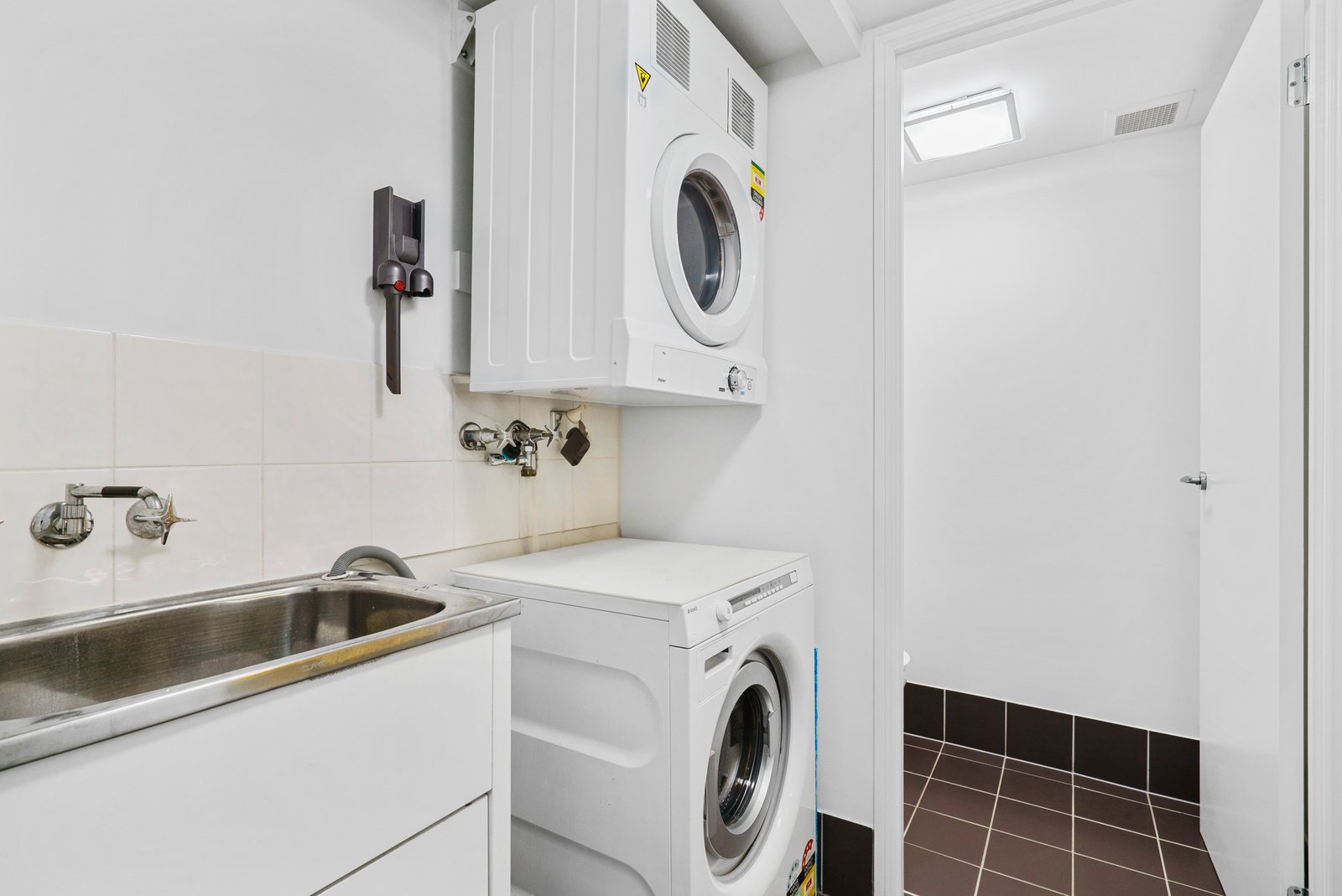 7/66 Mclean Street COOLANGATTA 13