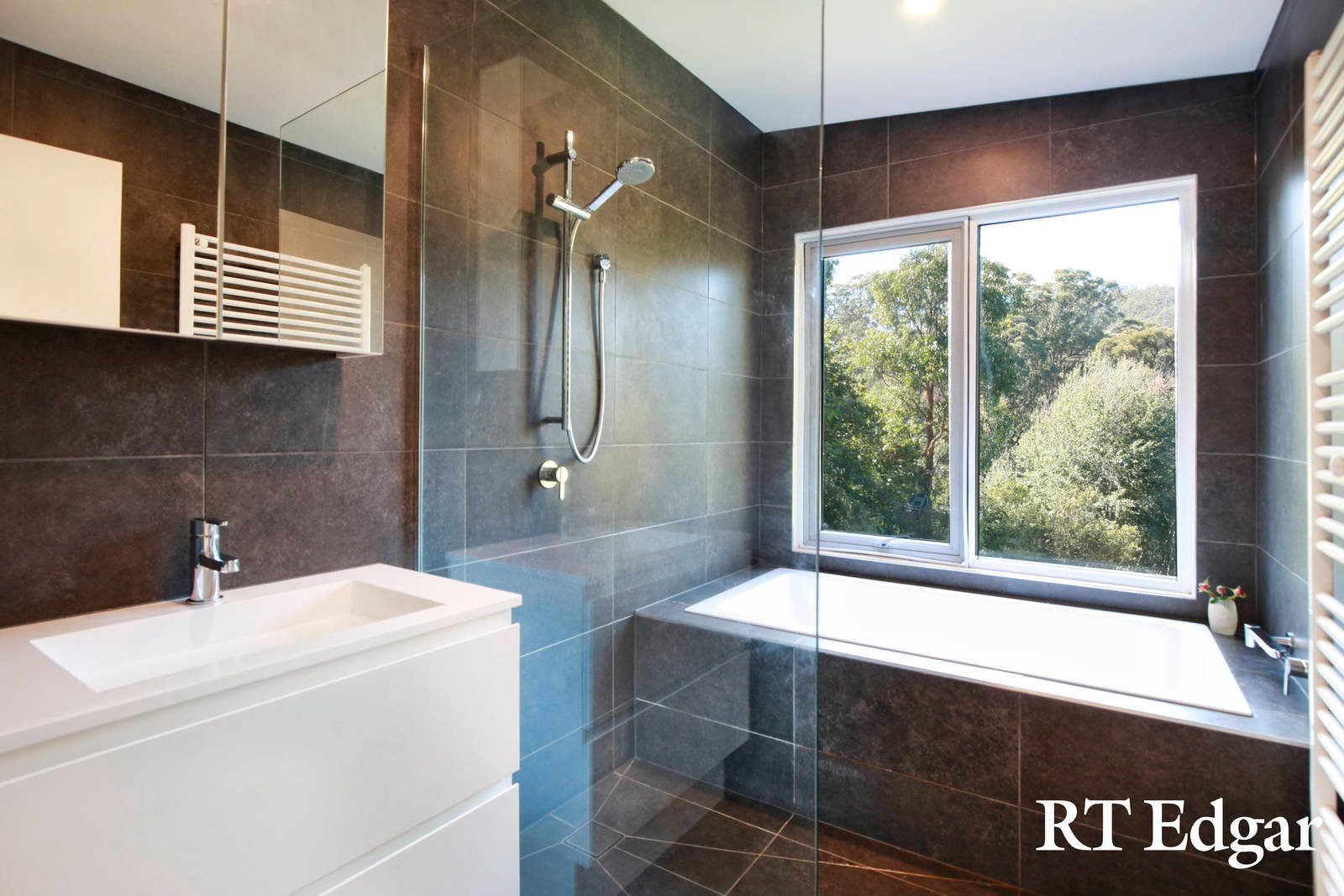 Real Estate and Property in 766 Mount Macedon Road, Mount Macedon, VIC