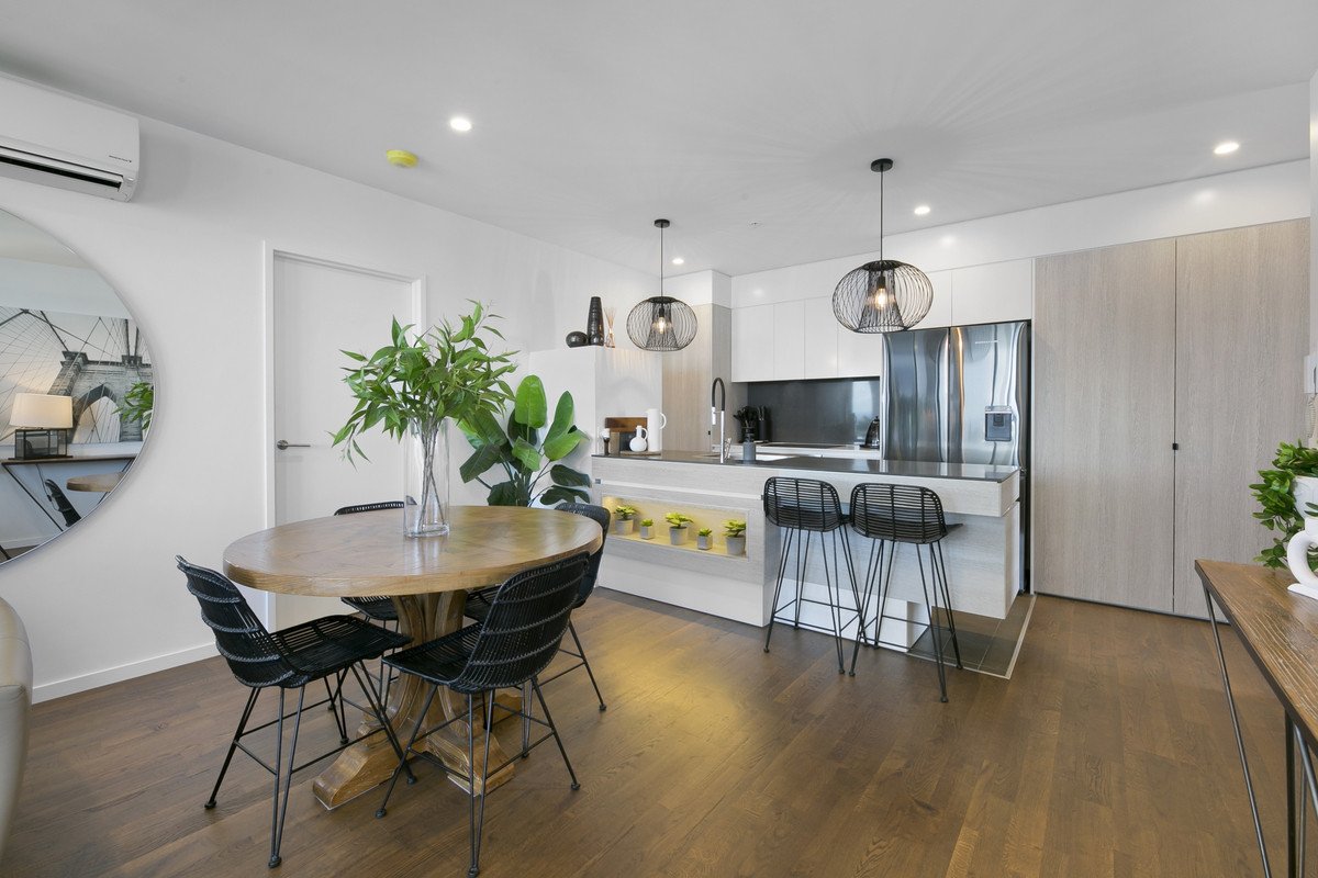 76/72 The Esplanade Burleigh Heads 7