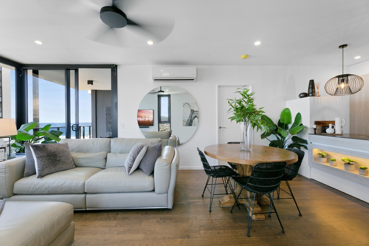 76/72 The Esplanade Burleigh Heads 8