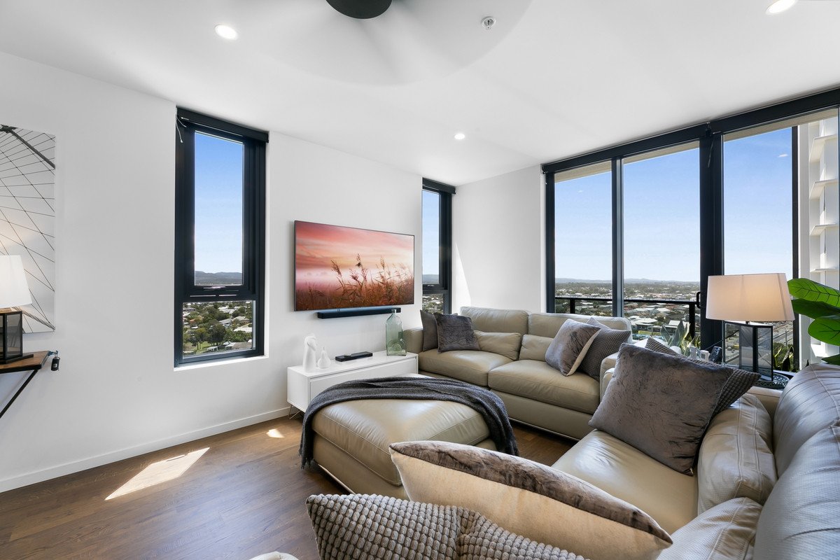 76/72 The Esplanade Burleigh Heads 11