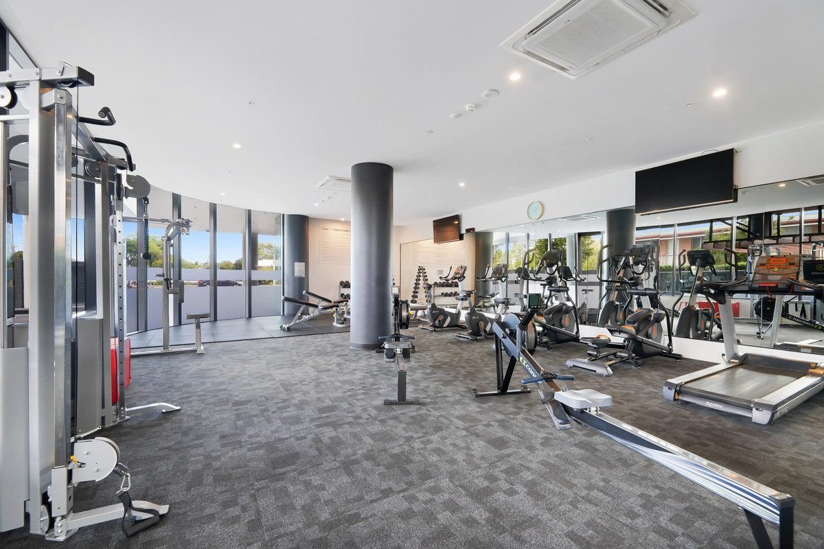 76/72 The Esplanade Burleigh Heads 21