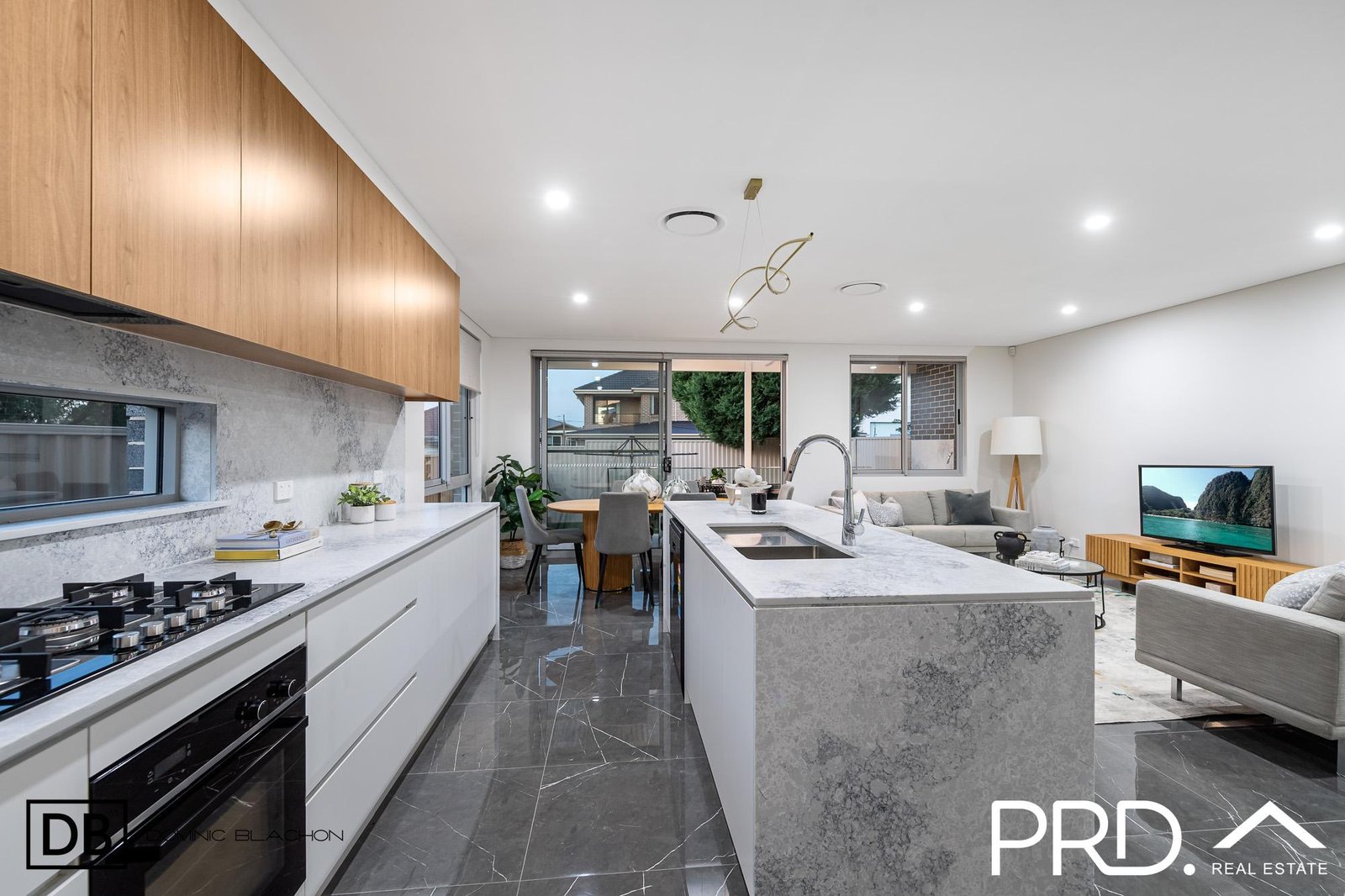 76a Morotai Road REVESBY HEIGHTS 6