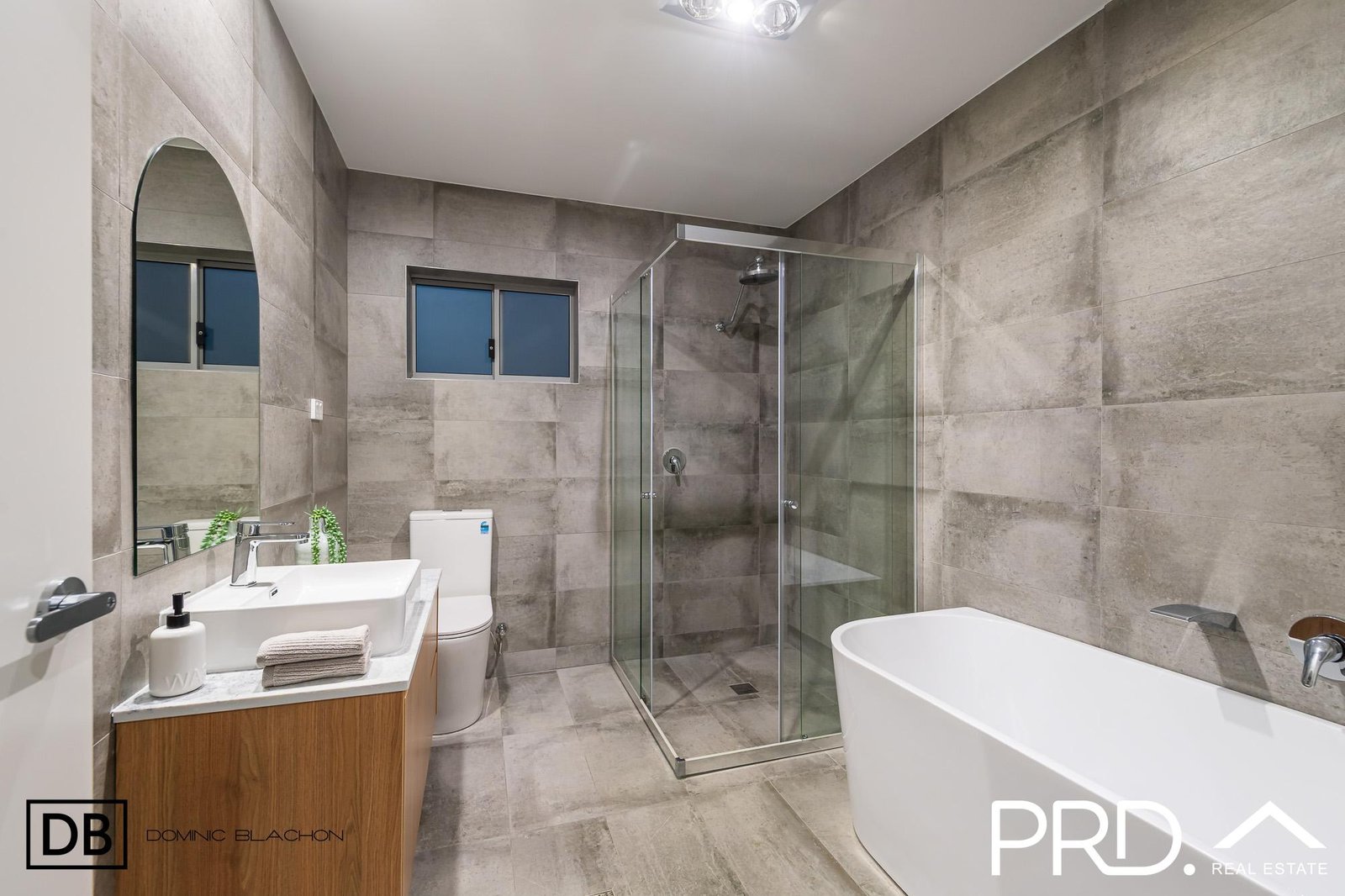 76a Morotai Road REVESBY HEIGHTS 8