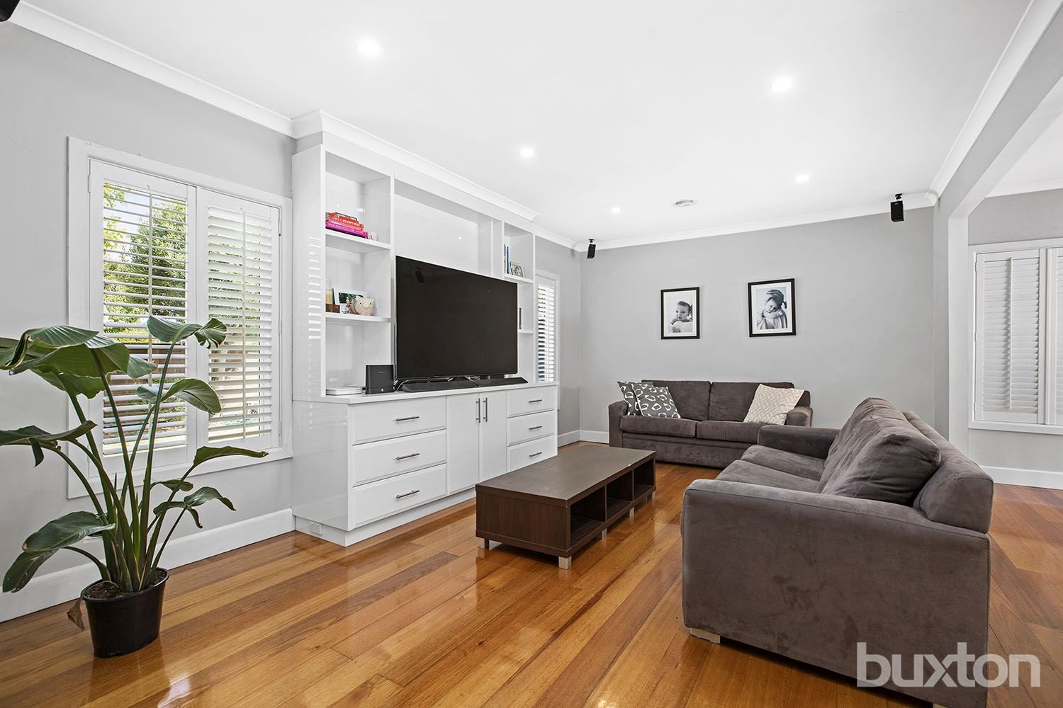 Gallery: 76a Warren Road