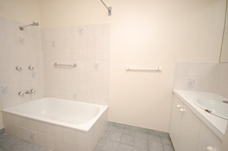 7/7-13 Narrung Street WAGGA WAGGA 3