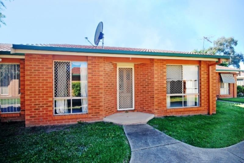 7/7-13 Narrung Street WAGGA WAGGA 1