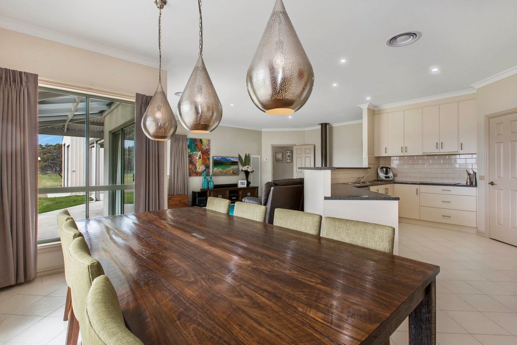 77-79 Bassett Drive STRATHFIELDSAYE 4