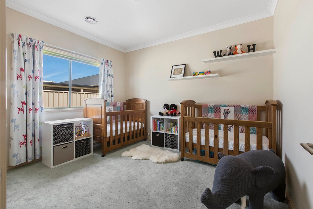 77-79 Bassett Drive STRATHFIELDSAYE 10