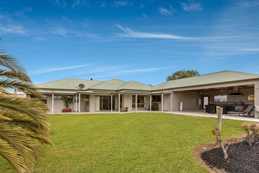 77-79 Bassett Drive STRATHFIELDSAYE 17