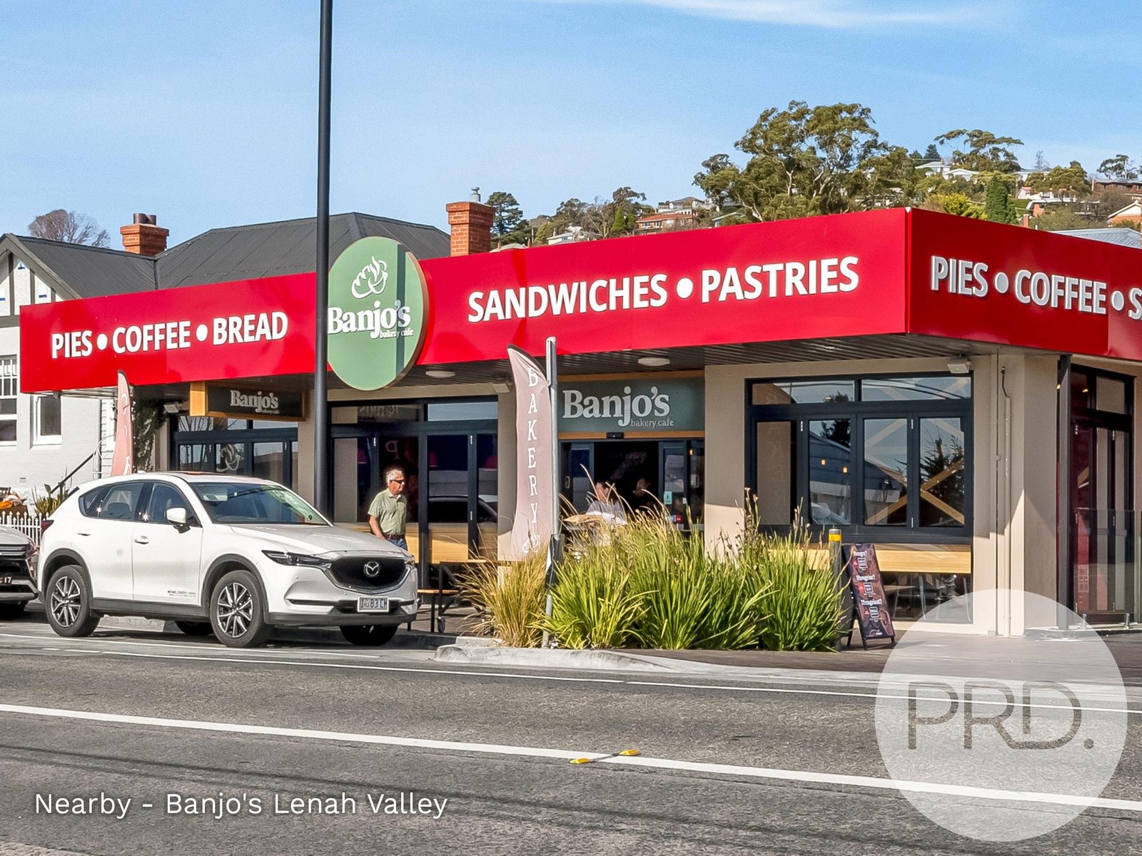 77 Athleen Avenue LENAH VALLEY 9