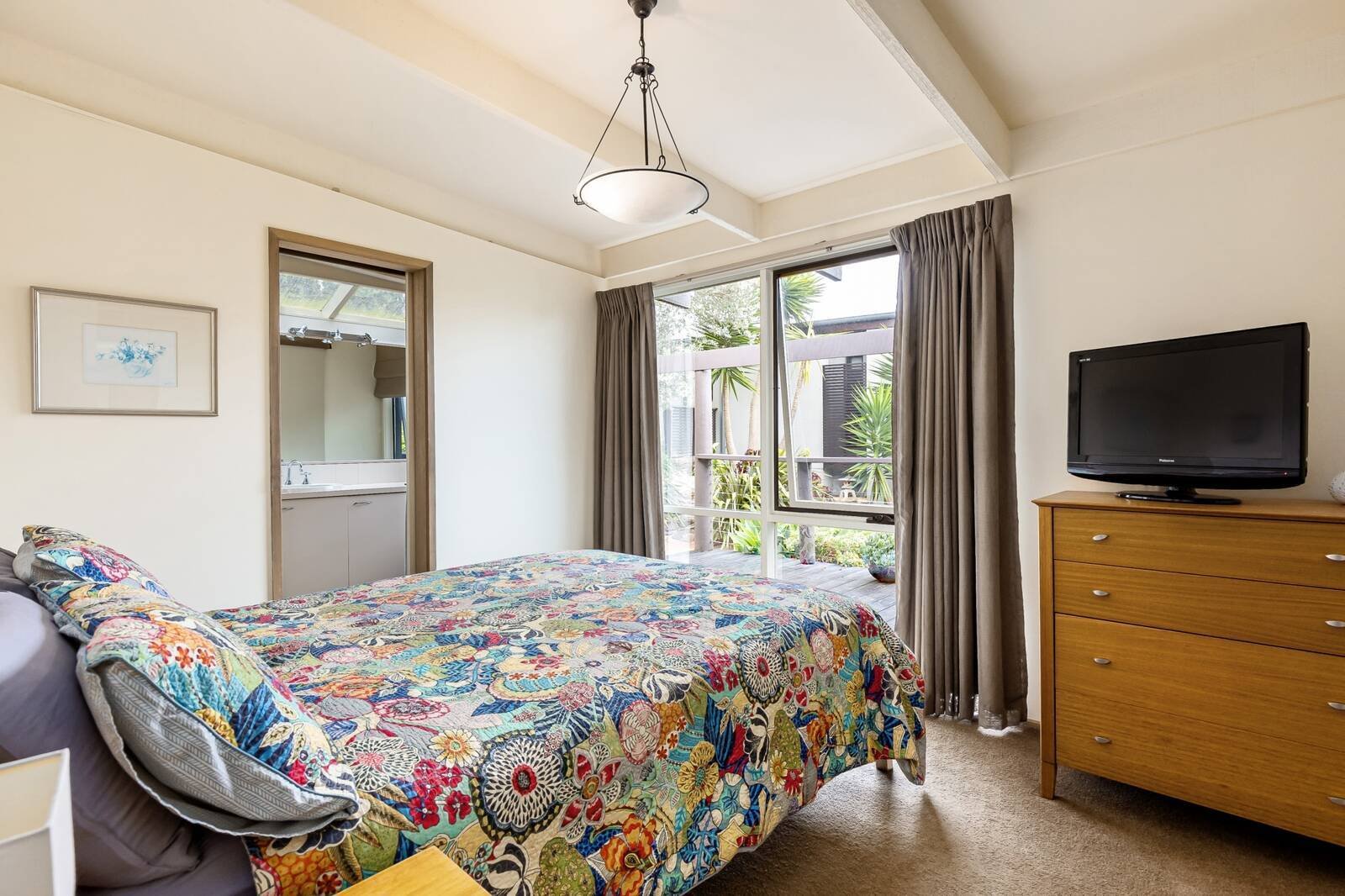 Real Estate and Property in 77 Avon Road, Rye, VIC