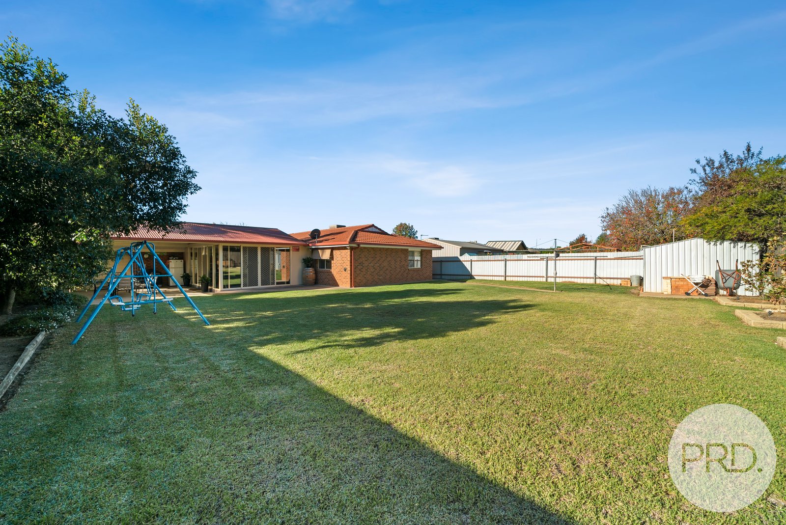 77 Balleroo Crescent GLENFIELD PARK 16