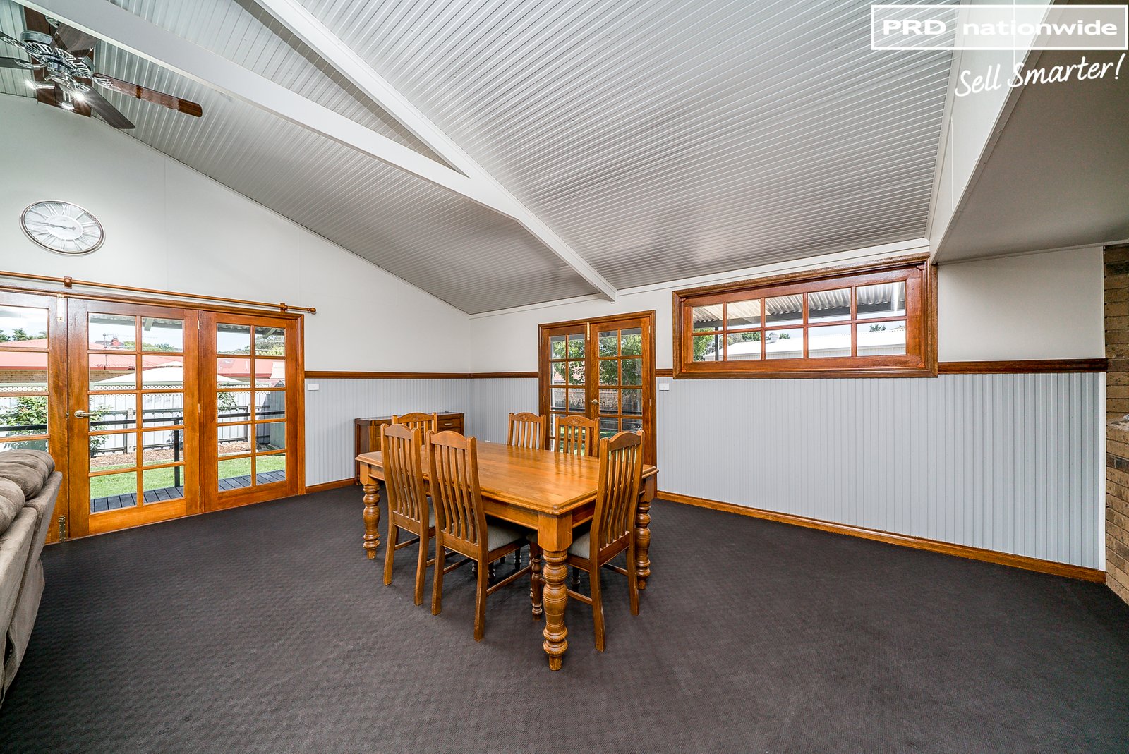 77 Balmoral Crescent LAKE ALBERT 4