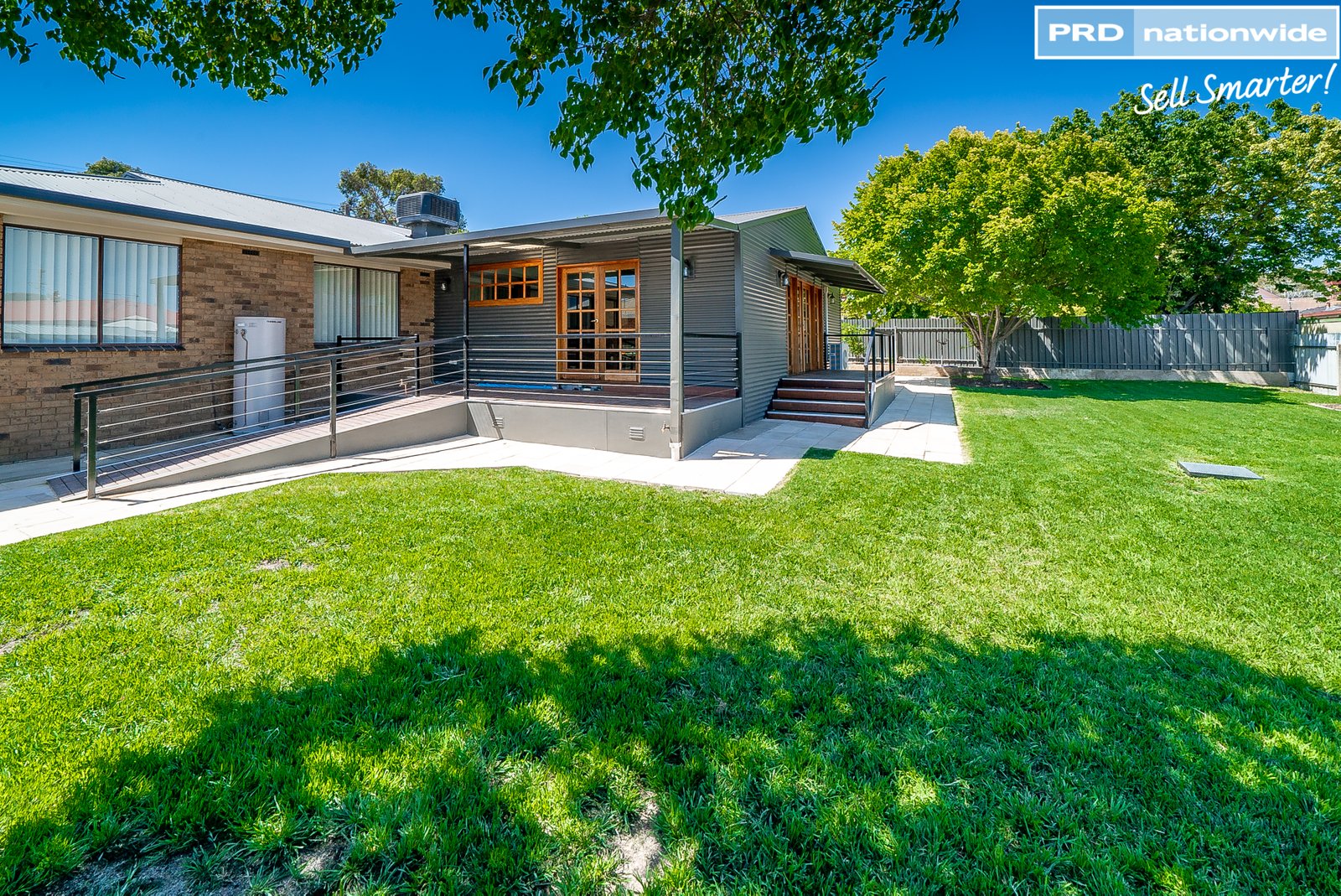 77 Balmoral Crescent LAKE ALBERT 11