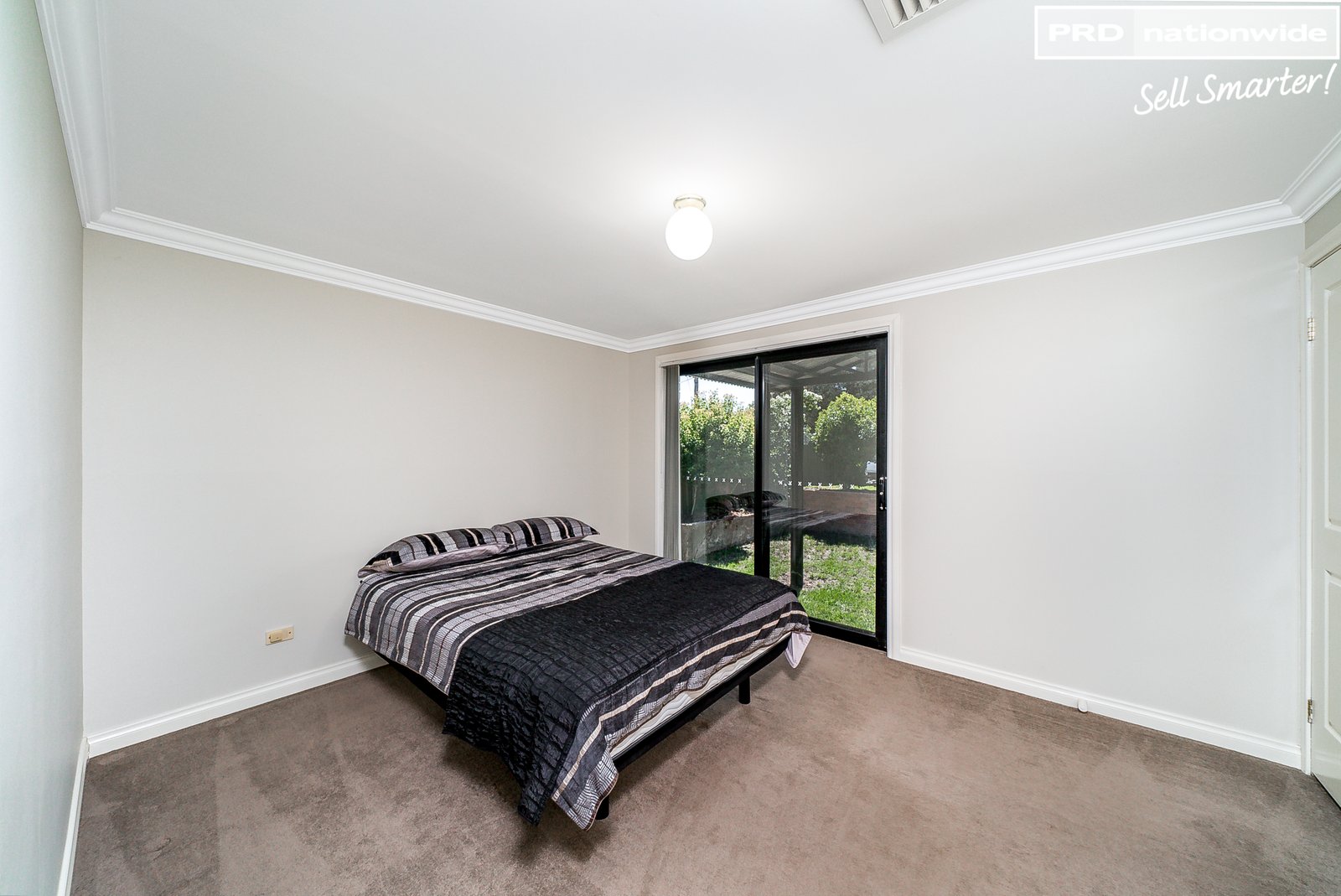 77 Balmoral Crescent LAKE ALBERT 16