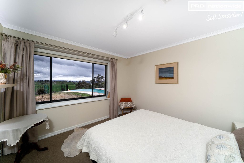 77 Bavin Road NORTH WAGGA WAGGA 11