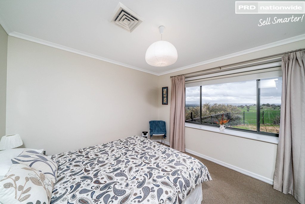 77 Bavin Road NORTH WAGGA WAGGA 12