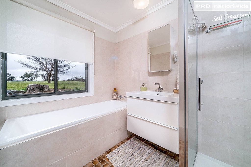 77 Bavin Road NORTH WAGGA WAGGA 15