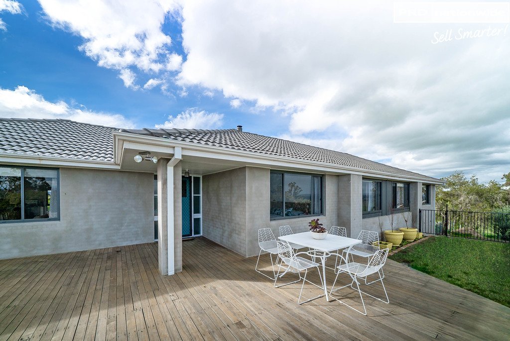 77 Bavin Road NORTH WAGGA WAGGA 17