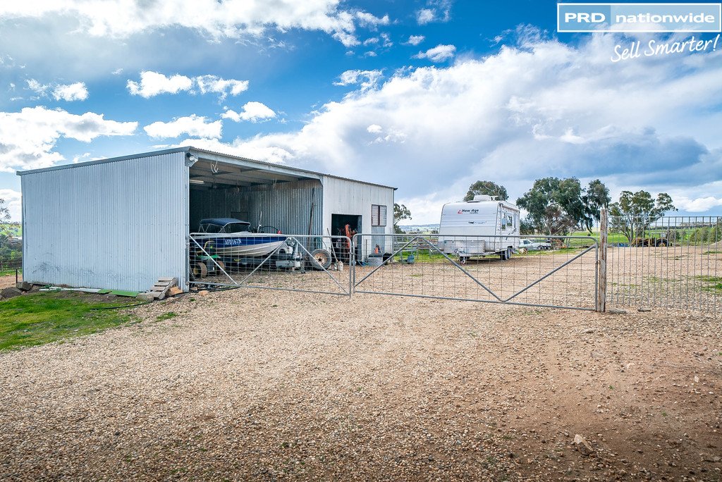 77 Bavin Road NORTH WAGGA WAGGA 21