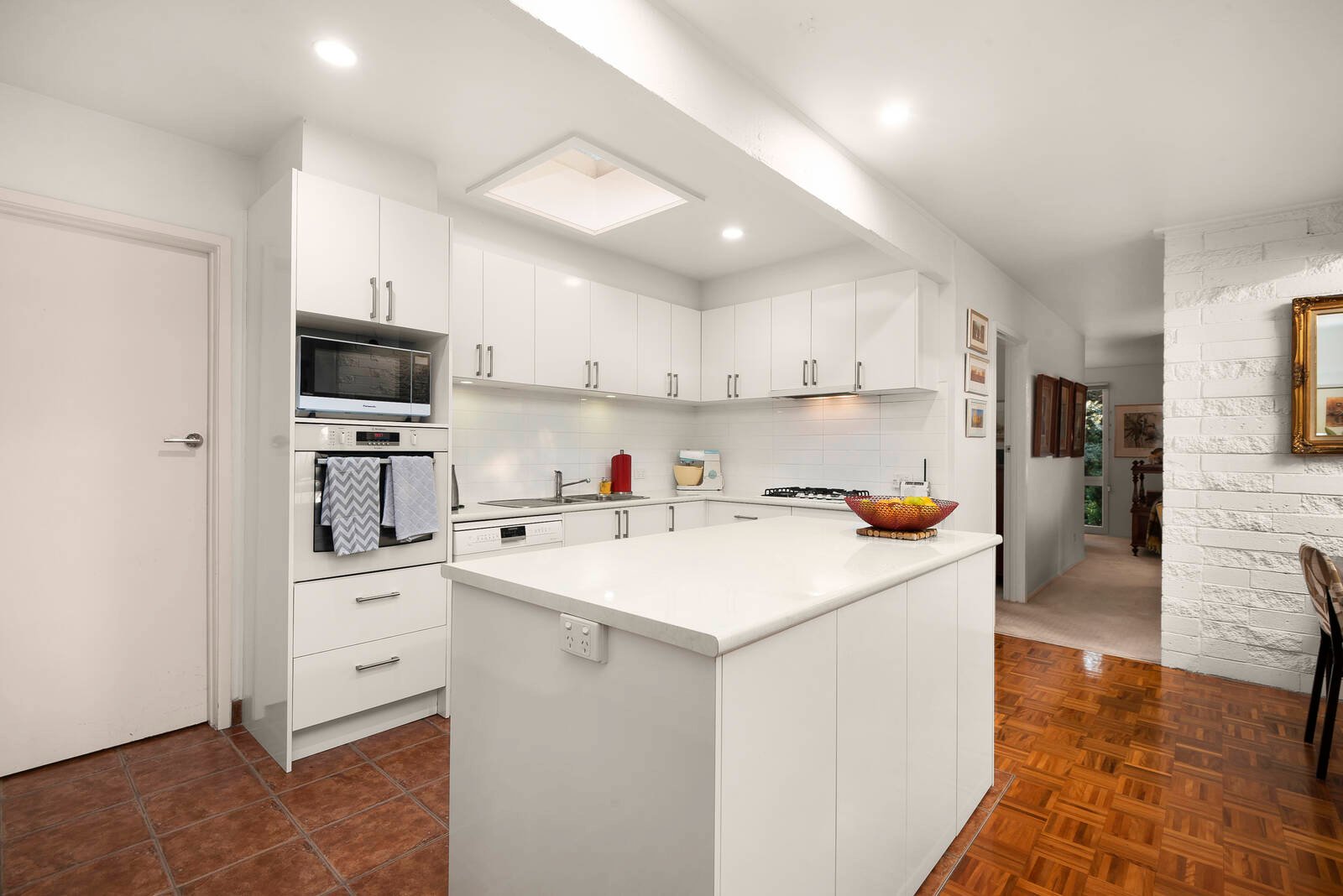 Real Estate and Property in 77 Bowen Road, Doncaster East, VIC