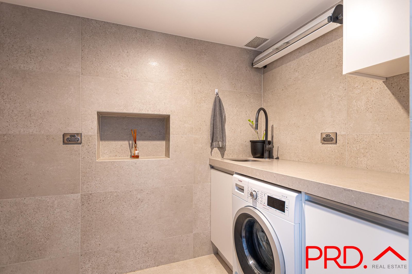 77 Brighton Parade SOUTHPORT 11