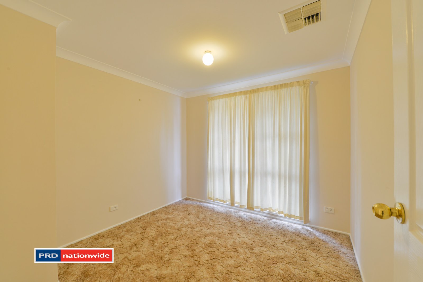 77 Calala Lane TAMWORTH 9