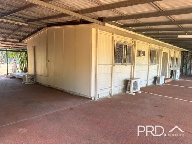 77 Chi Street ROEBUCK 2