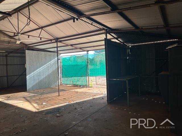 77 Chi Street ROEBUCK 21