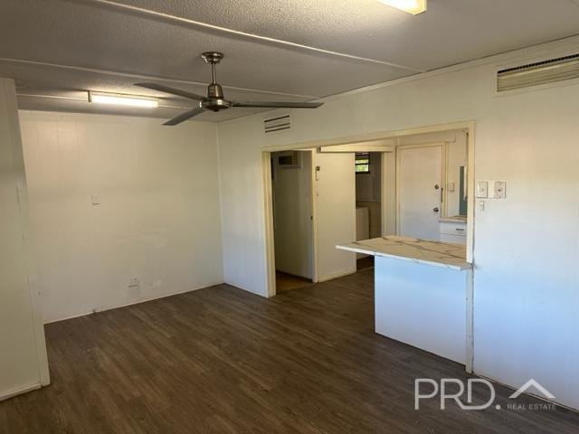 77 Chi Street ROEBUCK 22