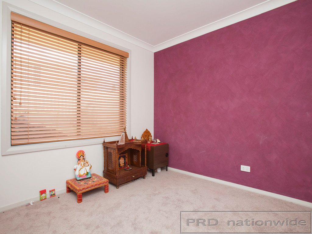 77 Clayton Crescent RUTHERFORD 13
