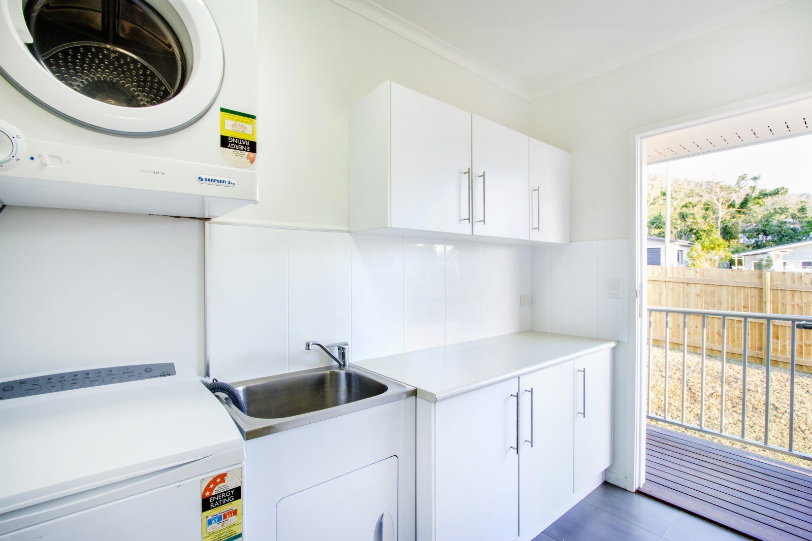 77 Country Road CANNONVALE 13