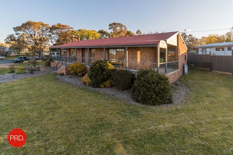 77 Cowper Street BRAIDWOOD 1