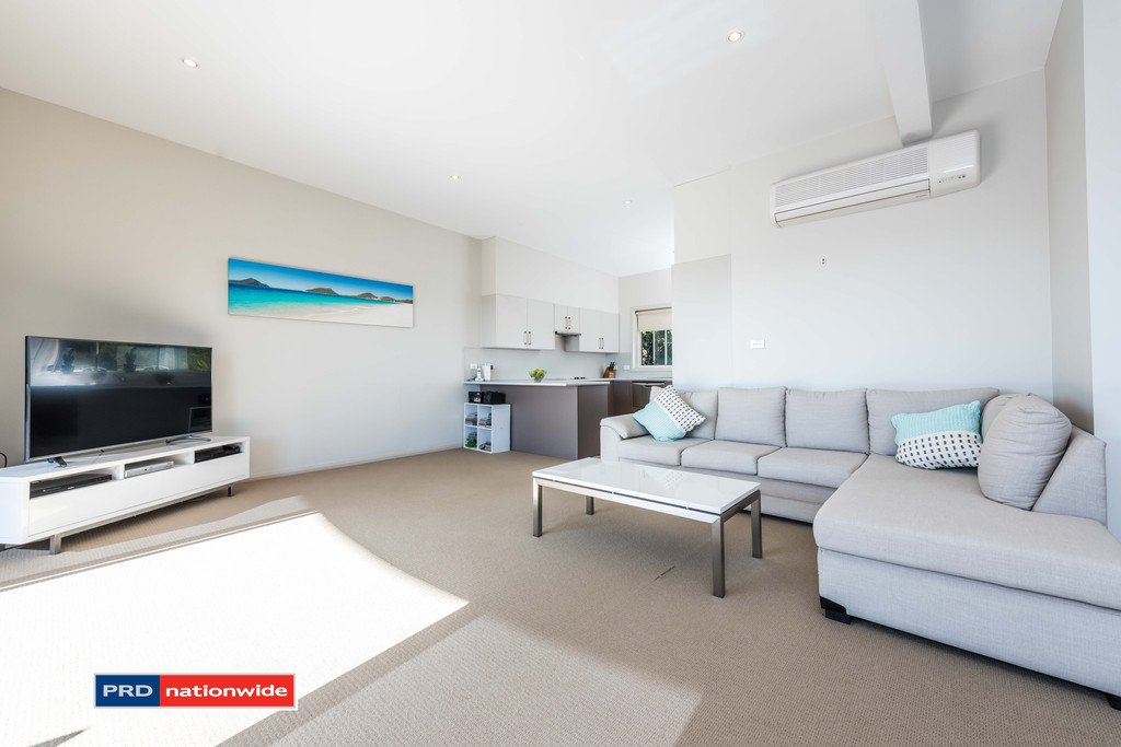 7/7 Dart Place CORLETTE 3