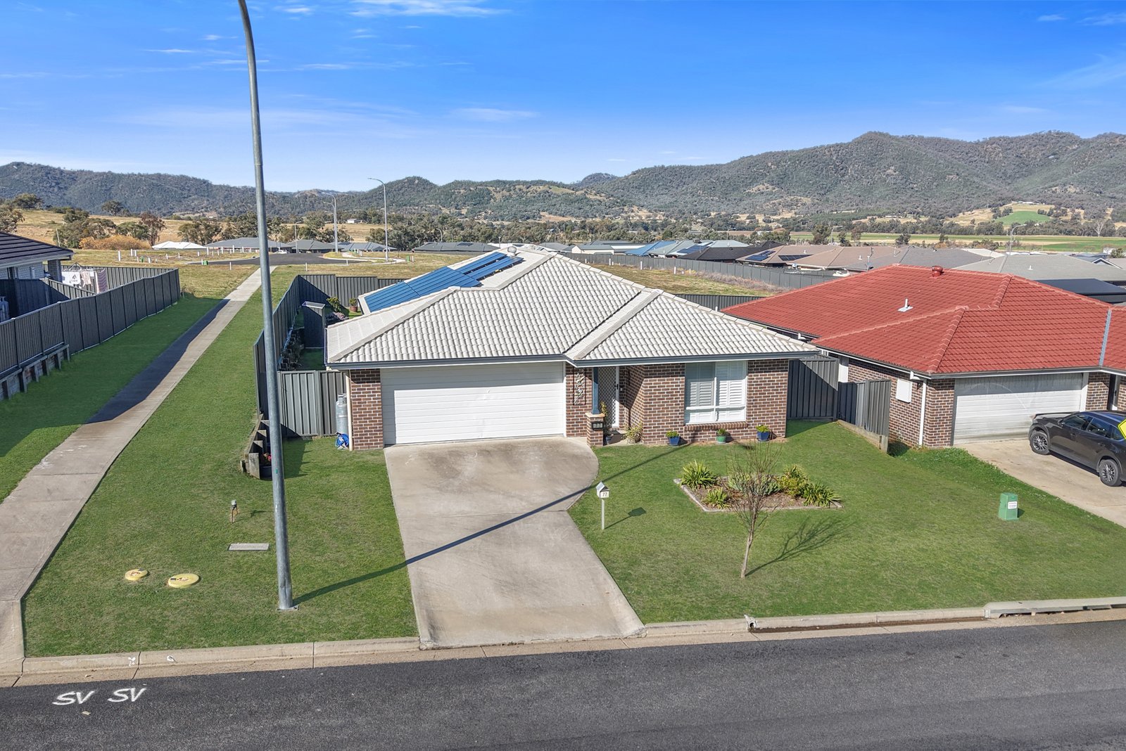 77 Denman Avenue KOOTINGAL 2