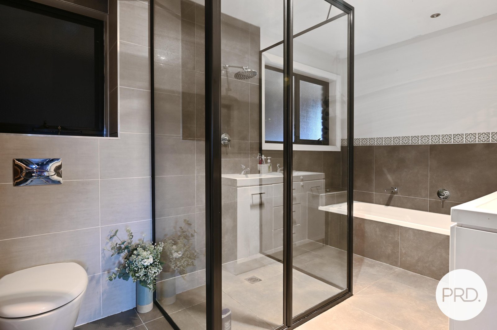 77 Douglas Road MOLESWORTH 10