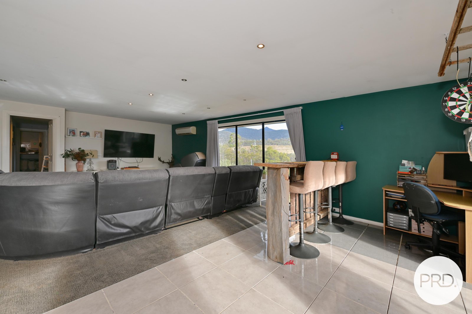 77 Douglas Road MOLESWORTH 15