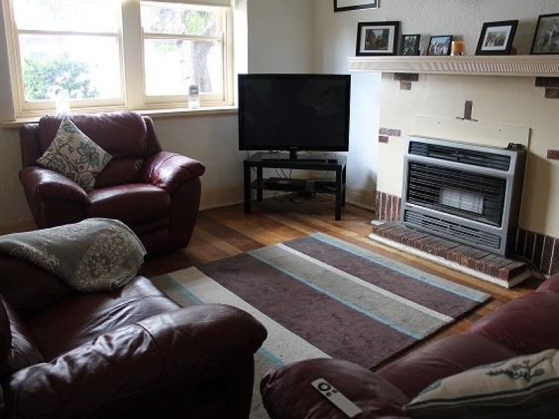 Gallery: 77 Erskine Street