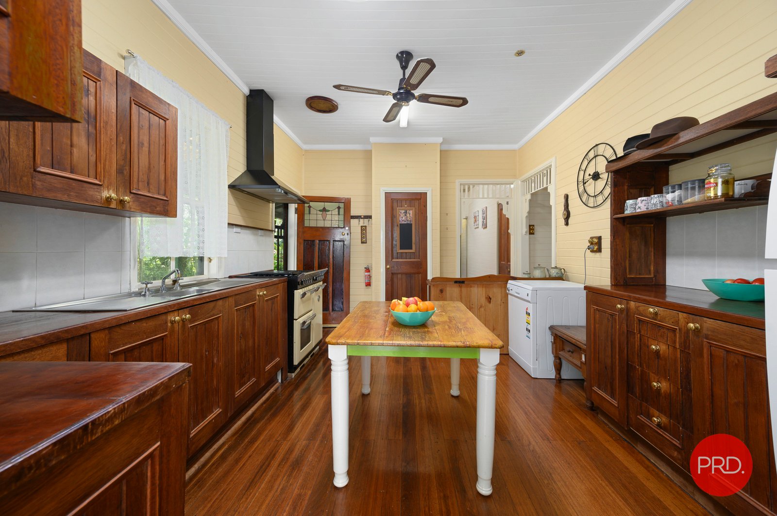 77 Gale Street CORAMBA 9