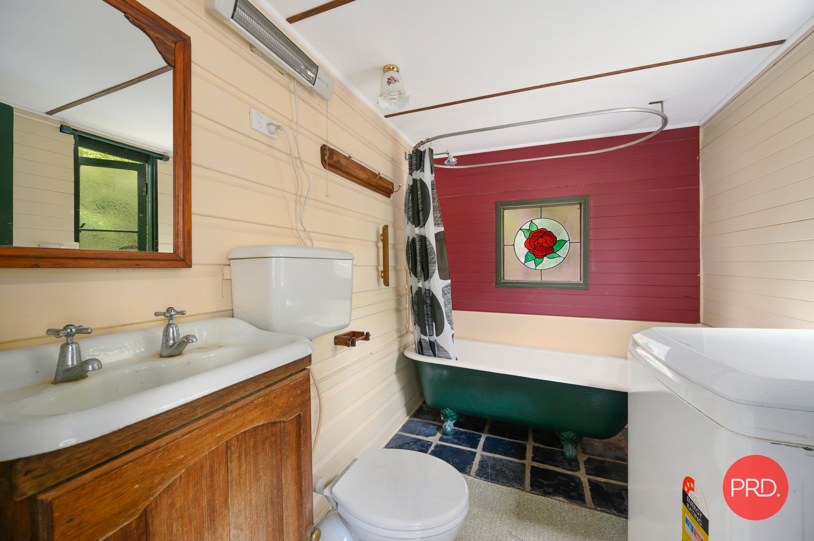 77 Gale Street CORAMBA 19