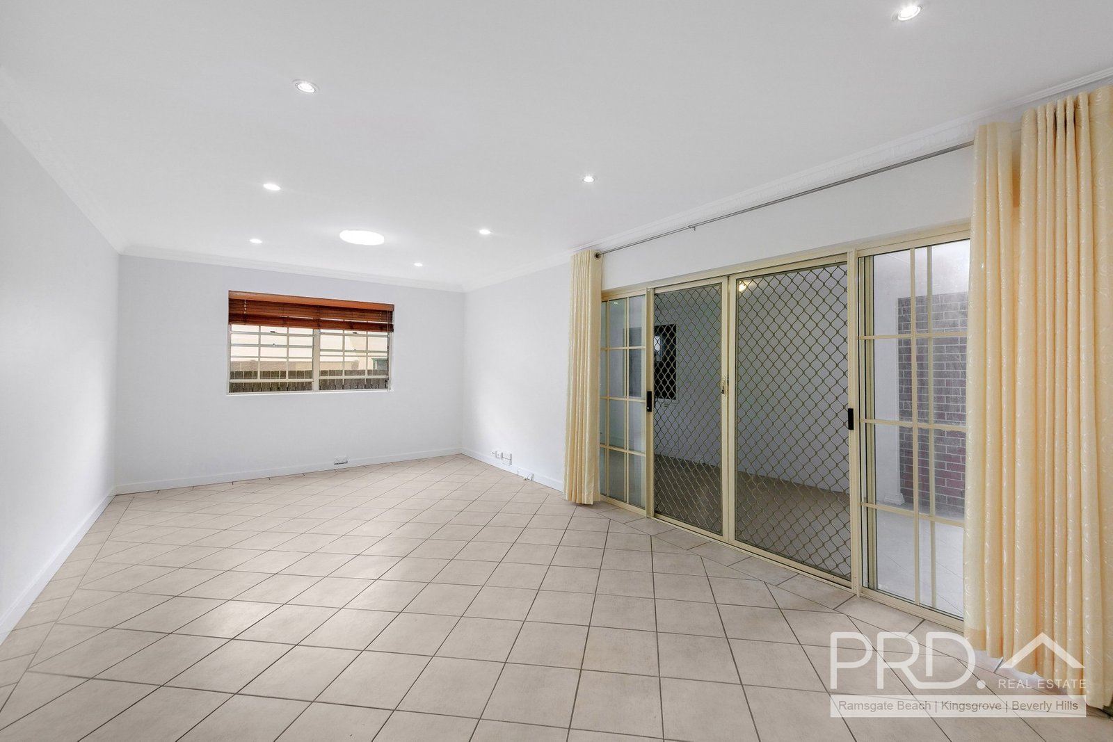 77 George Street SOUTH HURSTVILLE 3