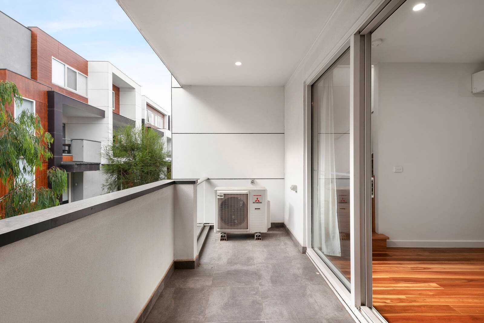 Real Estate and Property in 7/7 Hay Street, Box Hill South, VIC