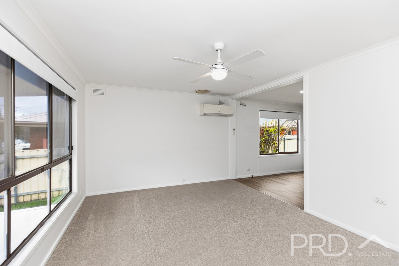 77 Lockhart Street ADELONG 6